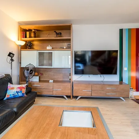 Baruhaus Triplex Piscina Y Parking * Villamanan