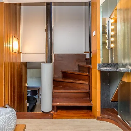 Baruhaus Triplex Piscina Y Parking アパート *