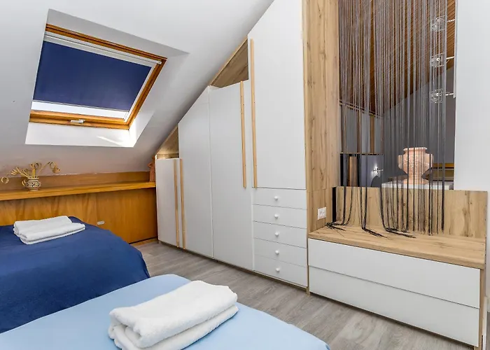 Baruhaus Triplex Piscina Y Parking Appartement